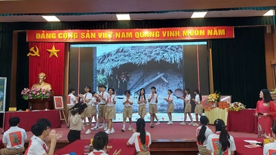 បទពិសោធន៍នៃគំនូរប្រជាប្រិយ Kim Hoang នៅសាលា