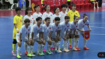 Đội tuyển futsal nữ Việt Nam thắng Macau với tỷ số đậm không tưởng: 21-0!