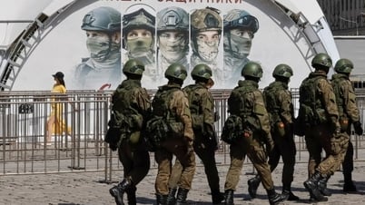 Russian President Vladimir Putin gives 'hot' instructions to the Russian army