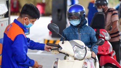 តម្លៃ​សាំង​បាន​ធ្លាក់​ចុះ​បន្តិច RON95 ធ្លាក់​ចុះ ៧៩ ដុង​ក្នុង​មួយ​លីត្រ