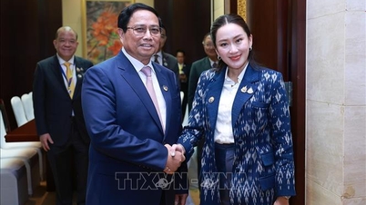 នាយករដ្ឋមន្ត្រី Pham Minh Chinh ជួបជាមួយនាយករដ្ឋមន្ត្រីថៃ Paetongtarn Shinawatra