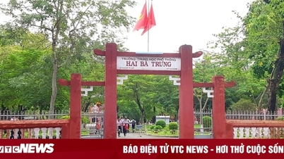 គ្រូស្រី 'បង្ខំ' ចេញពីថ្នាក់រៀន៖ ព័ត៌មានចុងក្រោយ