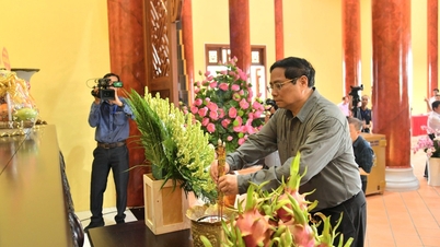 Thủ tướng Chính phủ khảo sát một số công trình trọng điểm tại Phú Quốc