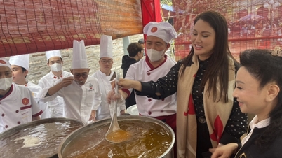 ប្រាក់ចំណូលសរុបពីសេវាកម្មទេសចរណ៍ក្នុងត្រីមាសទីមួយឆ្នាំ 2024 ត្រូវបានប៉ាន់ប្រមាណថាមានចំនួន 164 ពាន់លានដុង។