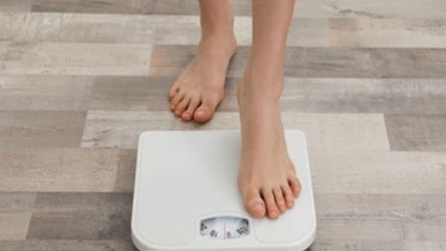 Làm điều này chỉ 1 phút mỗi ngày giúp bạn tránh được tăng cân