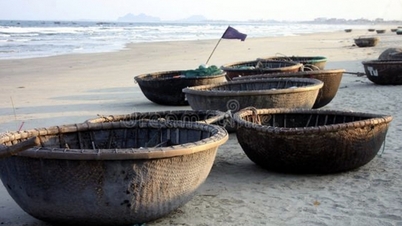 Làng nghề đan thúng chai Phú Mỹ