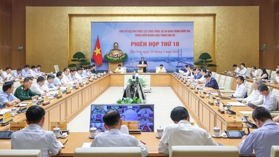 ផ្តោតលើការអនុវត្តគម្រោងចរាចរណ៍សំខាន់ៗ និងការងារ
