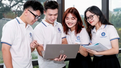 Hà Nội: Nhiều lao động có trình độ đại học tìm kiếm việc làm