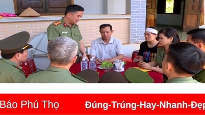 Công an tỉnh Phú Thọ thăm hỏi gia đình các cán bộ, chiến sĩ Công an tỉnh Đắk Lắk hy sinh và bị thương 