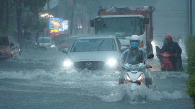 Dự báo thời tiết 16/10/2024: Hà Nội mưa rào, từ Hà Tĩnh vào Nam Bộ mưa rất to