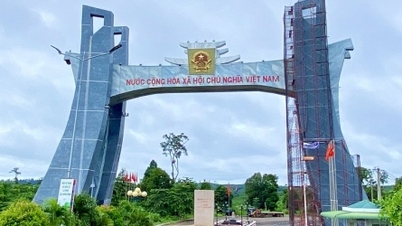 Gia Lai ជំរុញពាណិជ្ជកម្ម និងវិនិយោគក្នុងការអភិវឌ្ឍន៍ហេដ្ឋារចនាសម្ព័ន្ធពាណិជ្ជកម្មតាមព្រំដែន។