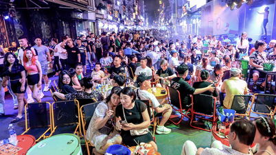 Đề xuất mở kinh tế 'cả đêm' thay vì nửa đêm