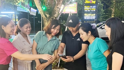 Chiến dịch ‘đi từng ngõ, gõ từng nhà’ thúc đẩy hoạt động Tổ công nghệ số cộng đồng