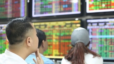 Nhóm VN30 giao dịch tiêu cực, VN-Index về mốc 1.272 điểm