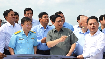 Thủ tướng: Đường cao tốc phải làm đến tận mũi Cà Mau