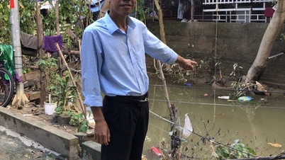 រង្វាន់​គ្រូ​ដែល​បាន​ជួយ​សង្គ្រោះ​មនុស្ស​៣​នាក់​ដែល​ត្រូវ​ទឹក​ជំនន់