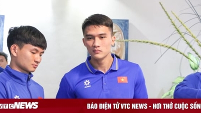 U23 Việt Nam tập buổi đầu tiên vào ban đêm