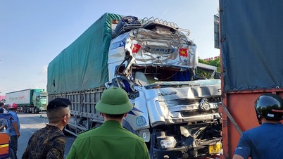 Plusieurs accidents, le conducteur gravement blessé, l'avant de la voiture déformé