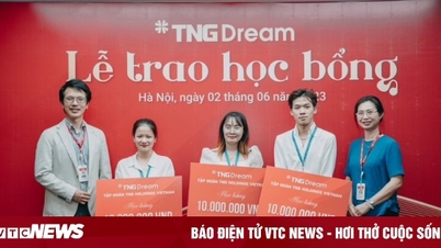 3 sinh viên Đại học Bách Khoa nhận học bổng TNG Dream