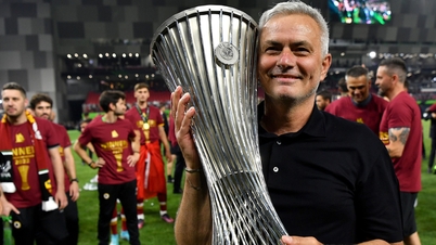 Mourinho ឈប់ដើរតាម Roma
