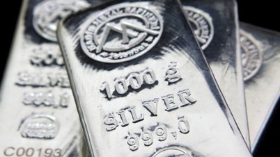 Silver rebounds after Fed decision