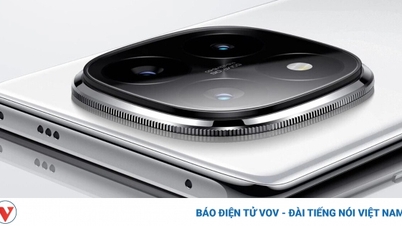 Xiaomi sắp giới thiệu chiếc smartphone quái thú với pin khổng lồ