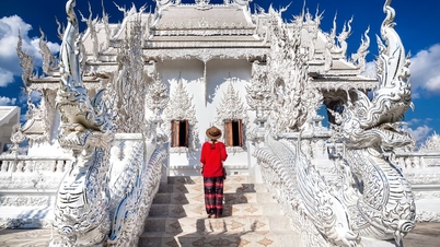 Đến Chiang Rai thăm Chùa Trắng Chùa Xanh độc đáo