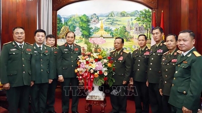 Bộ Quốc phòng Việt Nam chúc mừng 75 năm Ngày thành lập Quân đội Nhân dân Lào