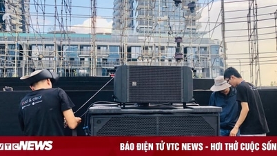 The ultimate combination of sound, light and fireworks at countdown 2024 in Ho Chi Minh City