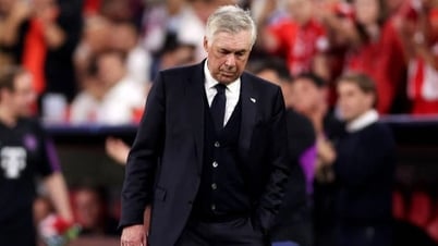 គ្រូបង្វឹក Ancelotti៖ "Real Madrid បានភ្លេចថា Vinicius ខកខានបាល់មាស"