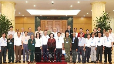 Thường trực Ban Bí thư tiếp Đoàn người có công với cách mạng tỉnh Đắk Nông