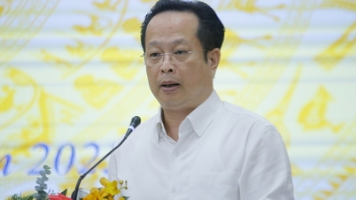 Le directeur du département de l'éducation de Hanoi : les écoles privées ne devraient pas facturer de frais de réservation