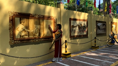 Chiêm ngưỡng Hà Nội thu nhỏ trên bức tường tranh 3D phố Phan Đình Phùng