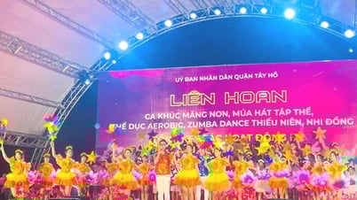 ទិដ្ឋភាពនៃពិធីបុណ្យនៃសកម្មភាពរដូវក្តៅនៅស្រុក Tay Ho