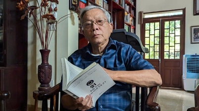 កវី Nguyen Khoa Diem៖ សូម​ឲ្យ​យុវជន​មាន​អារម្មណ៍​អំពី​ប្រទេស​ខ្លួន​ឯង