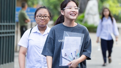 Học sinh phấn khởi vì chỉ thi ba môn vào lớp 10