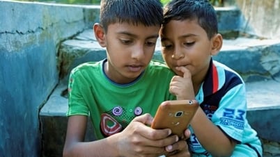 UNICEF đồng hành với giáo dục kỹ thuật số cho học sinh Bangladesh