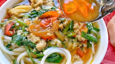 Món bún tên lạ ở Nam Định giá 15.000 đồng, khách ăn 2 bát vẫn thèm