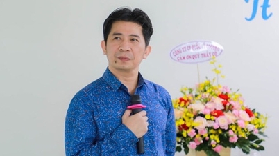学部長は、校外で多くの事業の責任者を務めていたと非難され、辞任した。