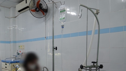 7 du khách cấp cứu vì nghi ngộ độc thực phẩm