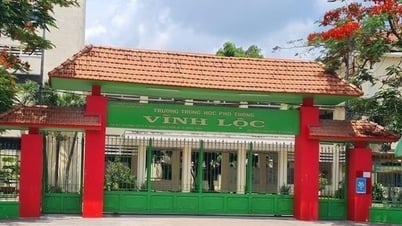 នាយកដ្ឋានអប់រំ និងបណ្តុះបណ្តាលទីក្រុងហូជីមិញ ត្រូវផ្តល់សំណងដល់នាយកសាលាម្នាក់