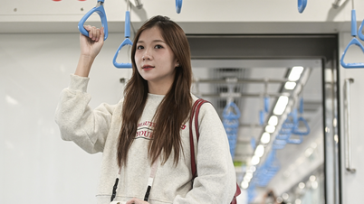 Metro Bến Thành - Suối Tiên rầm rập chạy thử, thiếu nữ hào hứng check-in