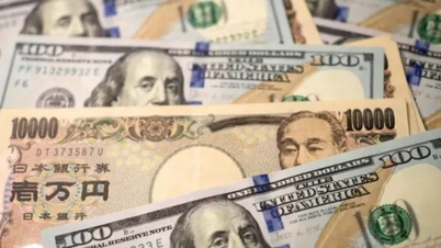 Sau thời gian dài “kèo dưới”, USD “chợ đen” đã vượt qua USD ngân hàng