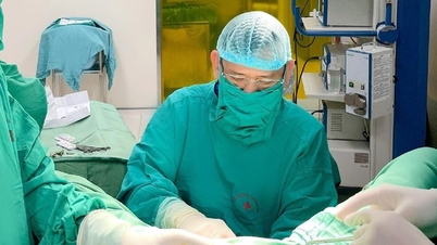 Bệnh nhân sa sinh dục độ III được phẫu thuật thành công bằng phương pháp Crossen
