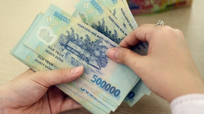 Bắt người phụ nữ tống tiền chủ thầu xây dựng trái phép