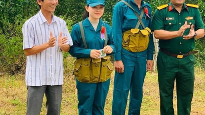កងជីវពល​ស្ត្រី​ហ្វឹកហាត់​ខ្លាំង​ឈ្នះ​«​ផ្កា​បាញ់​ល្អ​»