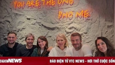 David Beckham ញ៉ាំផូ និងនំប៉ាវចៀននៅទីក្រុងហាណូយ