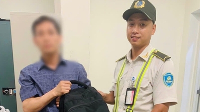 Ba lô bỏ quên ở sân bay Nội Bài có hơn 15.000 USD bên trong