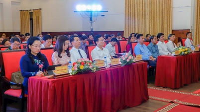 ជួបជាមួយសារព័ត៌មានខេត្ត Dak Nong ក្នុងឱកាសរំលឹកខួបលើកទី 98 នៃទិវាសារព័ត៌មានបដិវត្តន៍វៀតណាម