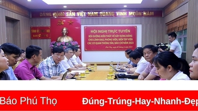Hội nghị bồi dưỡng kiến thức về xây dựng Đảng năm 2023